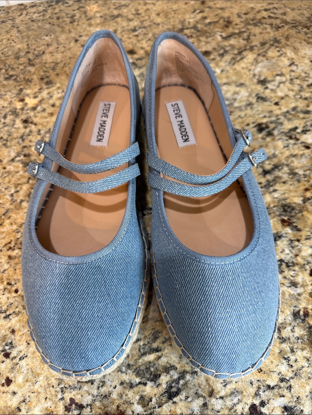 Steve Madden Women’s double strap espadrille. Size 9. Denim Blue.